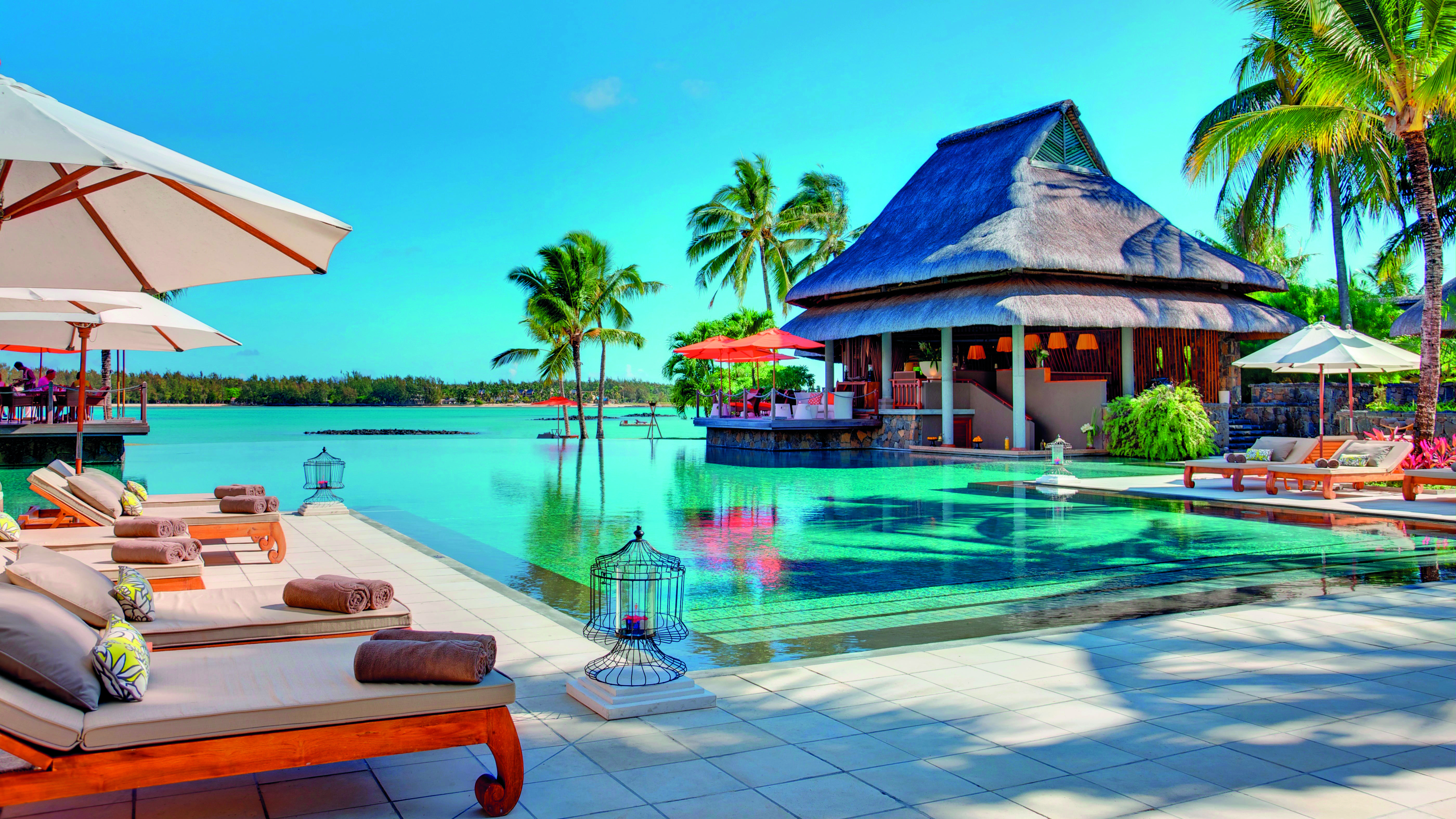 Constance Prince Maurice Poste de Flacq Exteriér fotografie The pool at the resort